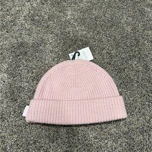 NWT lululemon close fit wool blend ribbed knit beanie pink S/M